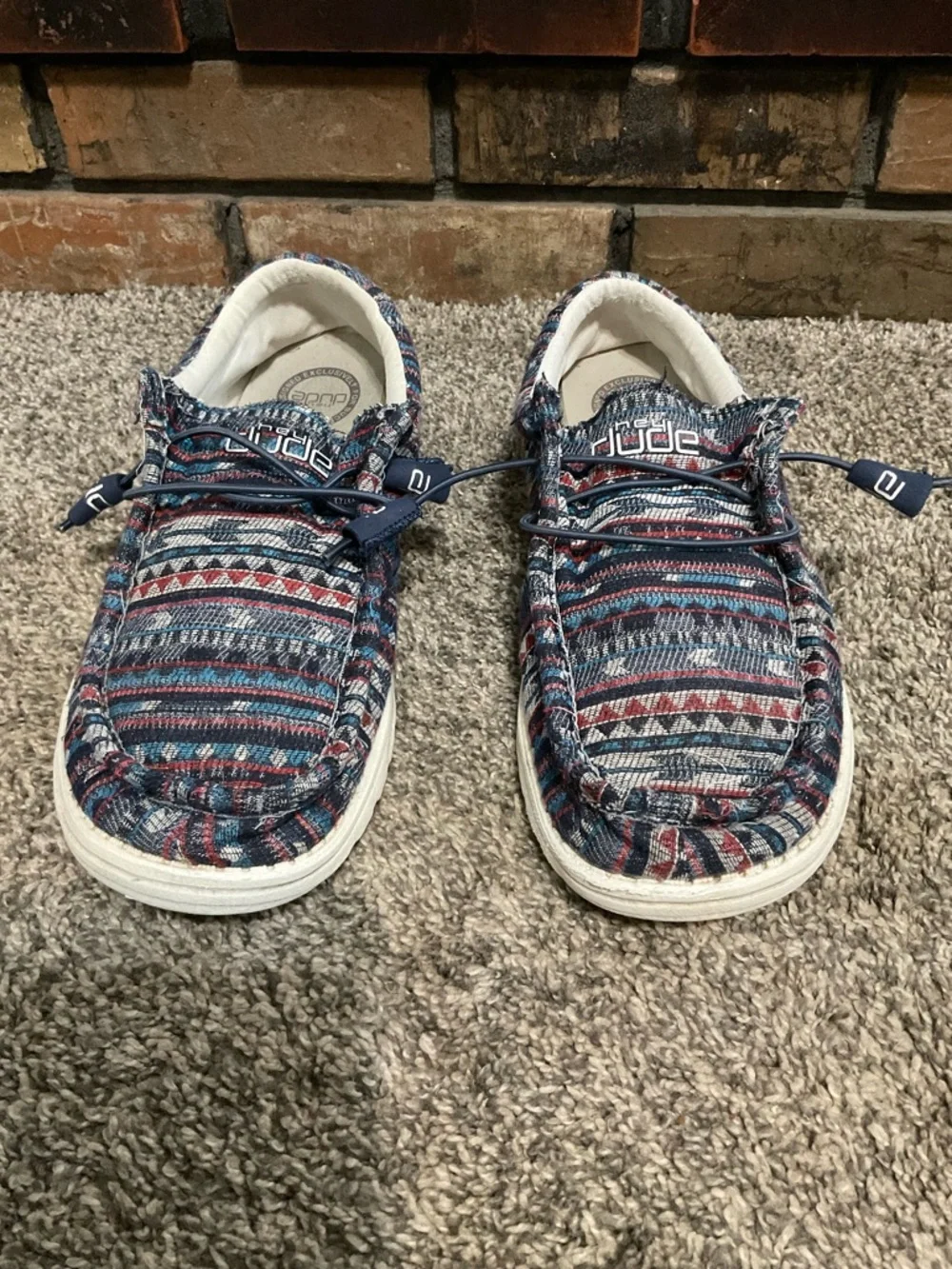 Hey Dude Men’s Wally Native- Southwestern Pattern Slip-On Loafers Size 12 - Picture 2 of 8